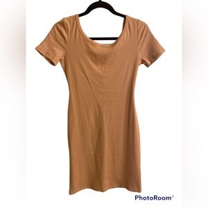 Nwt Blush pink short sleeve ribbed dress divided brand